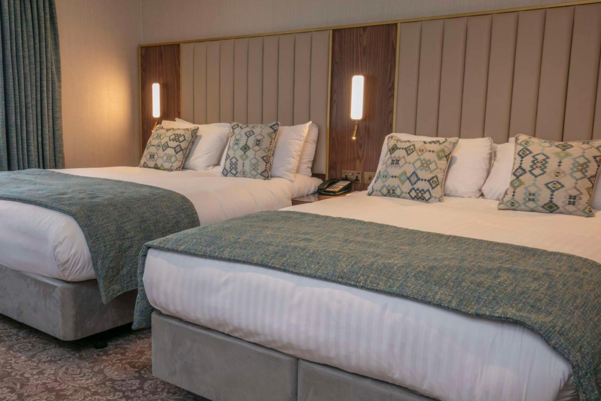 מלון Voco The Clifton Folkestone By Ihg מראה חיצוני תמונה