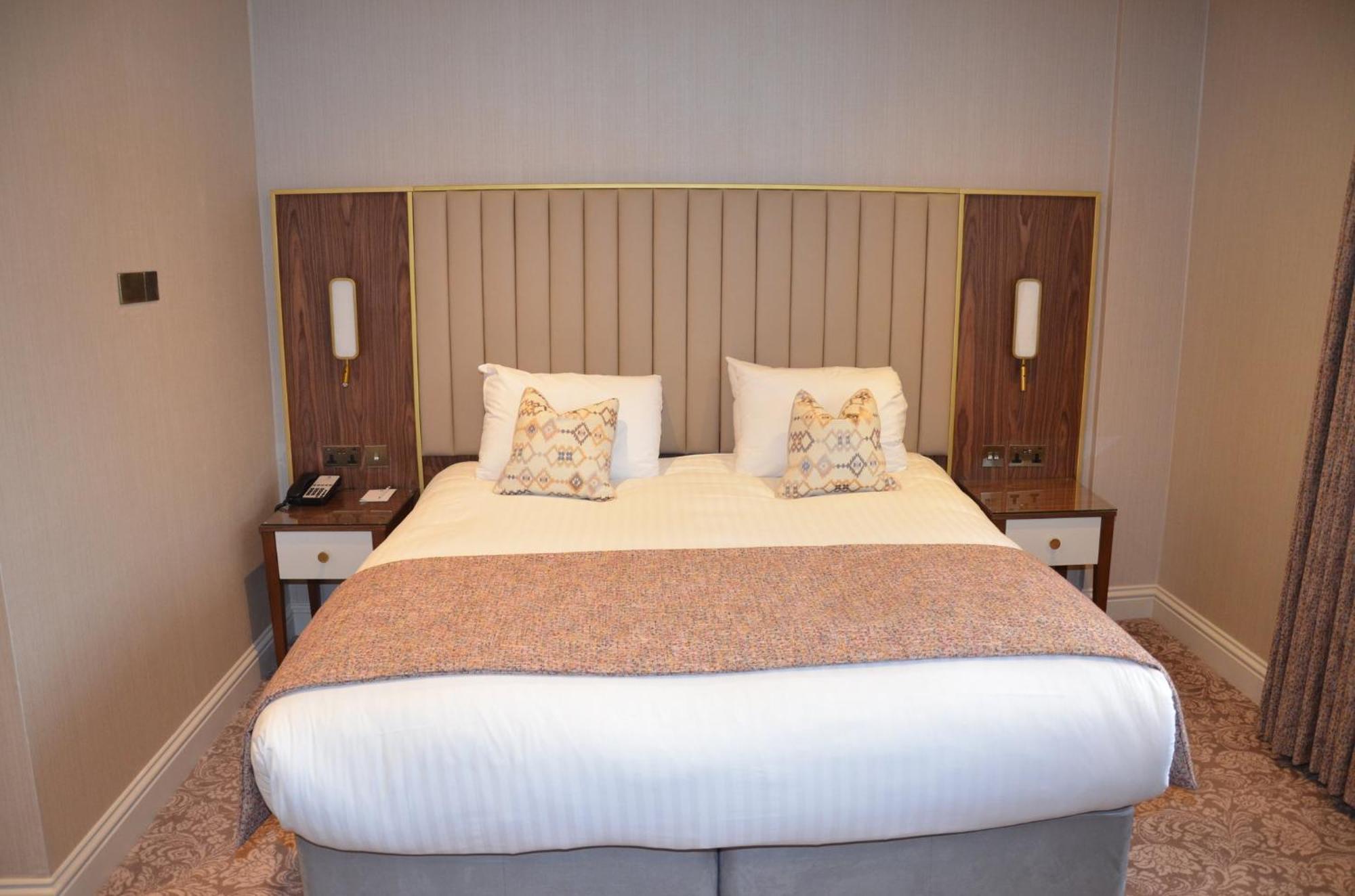 מלון Voco The Clifton Folkestone By Ihg מראה חיצוני תמונה