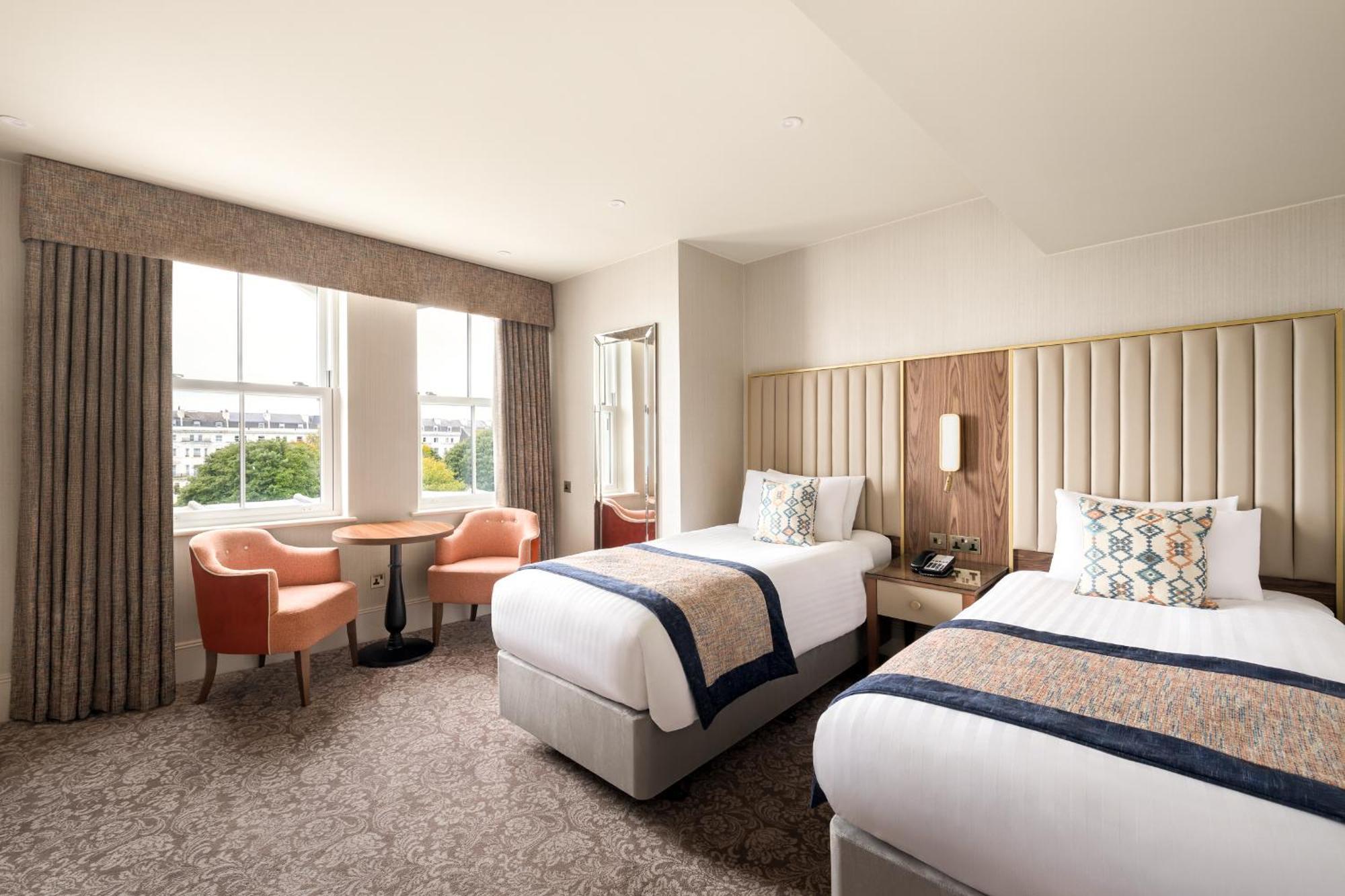 מלון Voco The Clifton Folkestone By Ihg מראה חיצוני תמונה