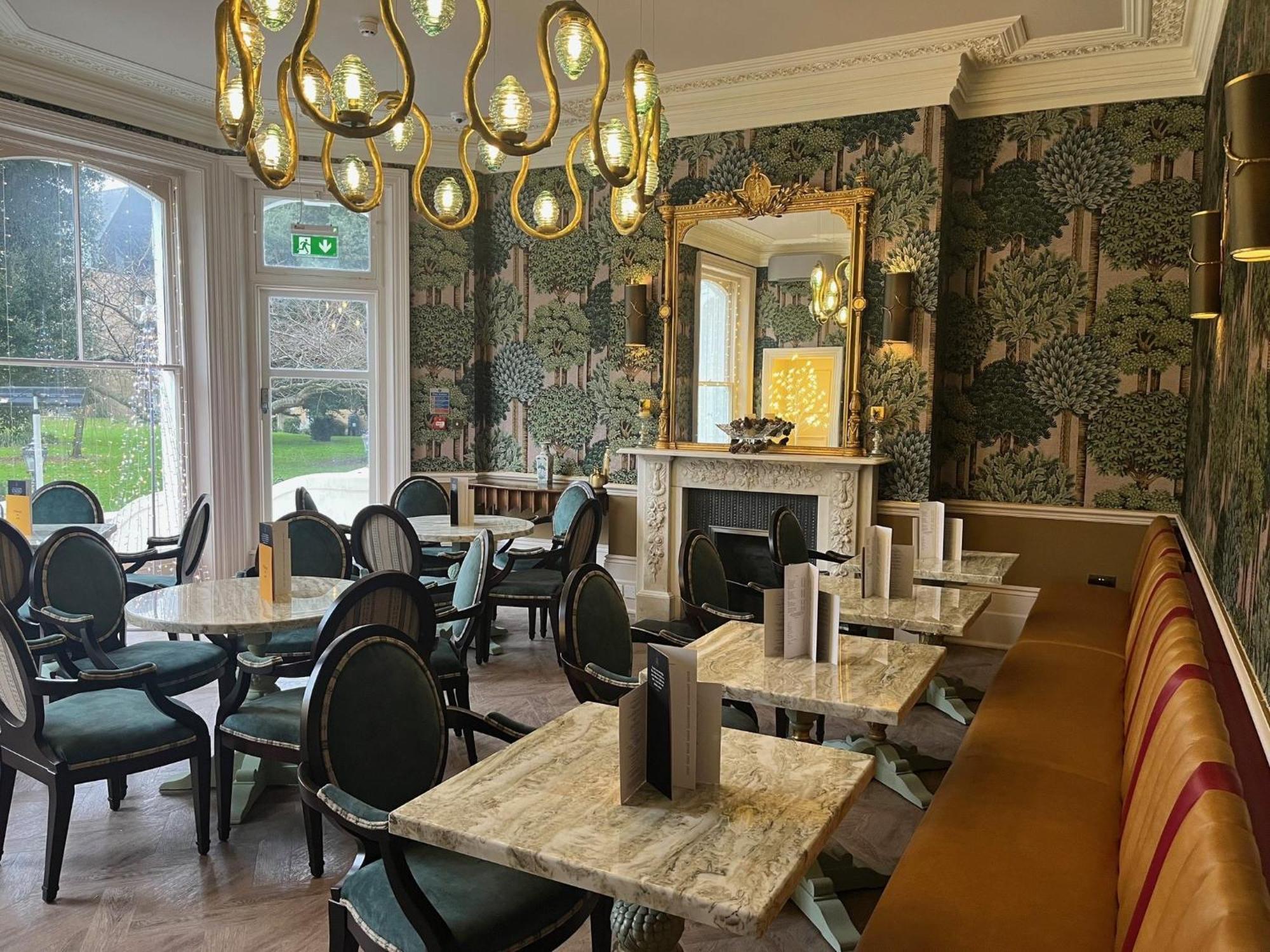 מלון Voco The Clifton Folkestone By Ihg מראה חיצוני תמונה
